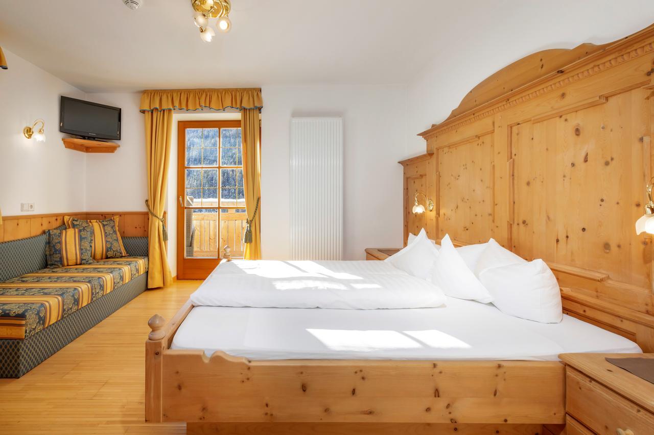 Anigglhof Hotel Malles Venosta Kültér fotó